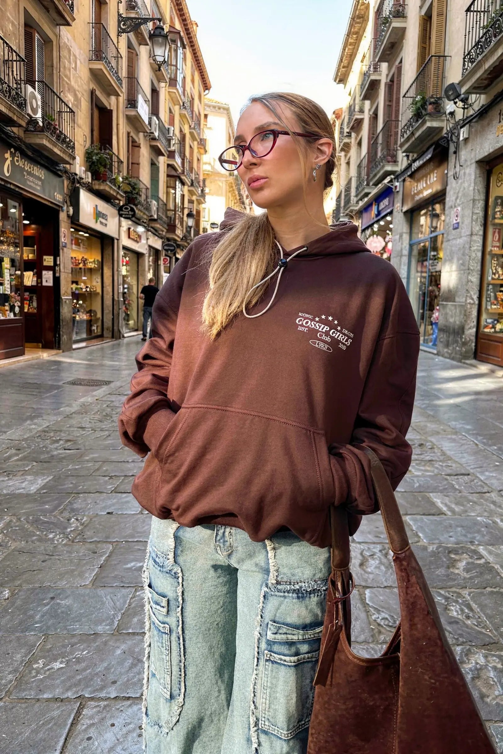 Polerón Hoodie Gossip Girls Mokka-Beige Boxy Fit