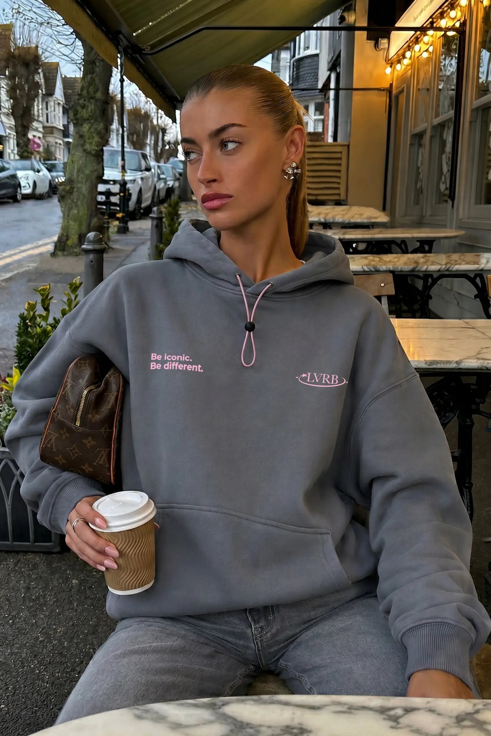Polerón Hoodie Mercury Grey Pink Boxi Fit