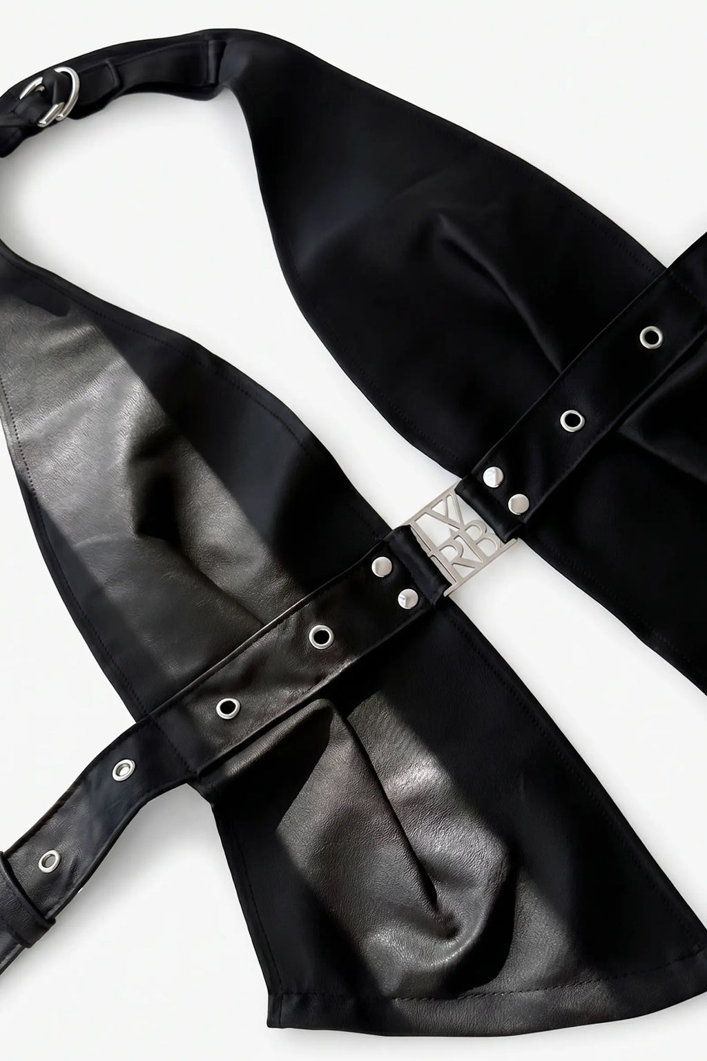 Top Dakota Black